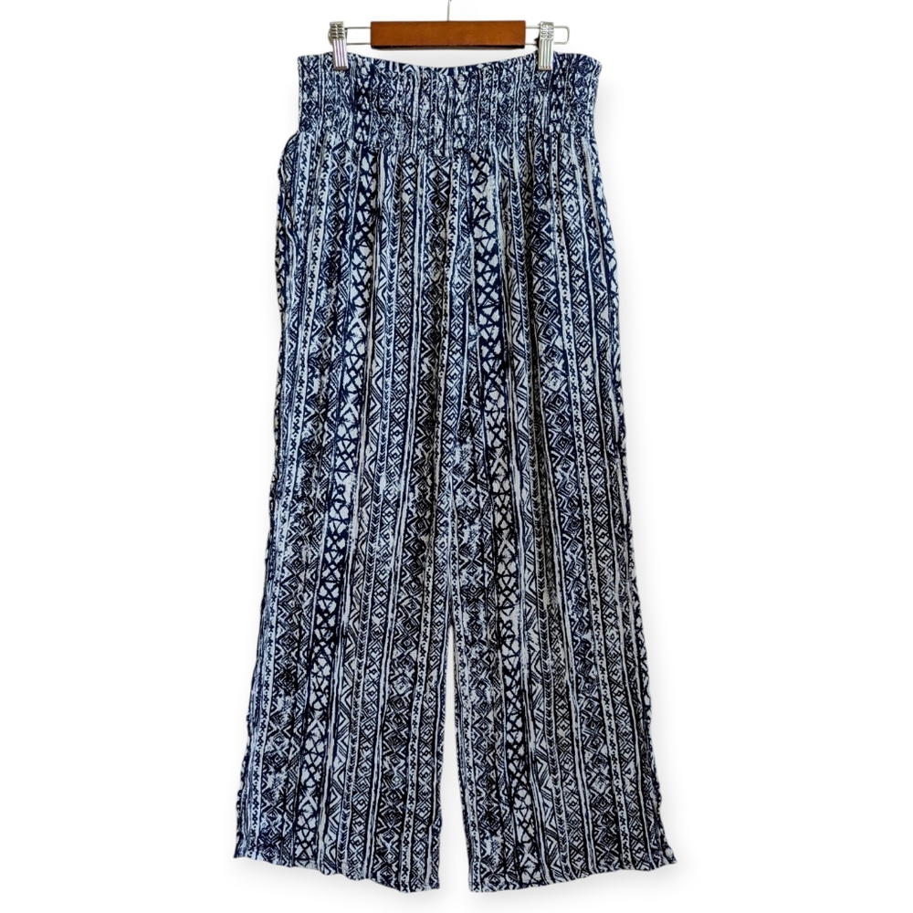 Three Dots Wide Leg Pant Blue White Print Pull On Sz Medium Pockets Lightweight - Picture 7 of 15